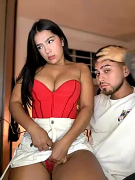 Snapshot of Tomas_Olivia chatting on 12-04-25, 08:01 Tomas Olivia online show from 12-04-25, 08:01