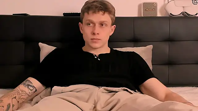 TalkingHead 0  online show from 12-20-25, 02:57