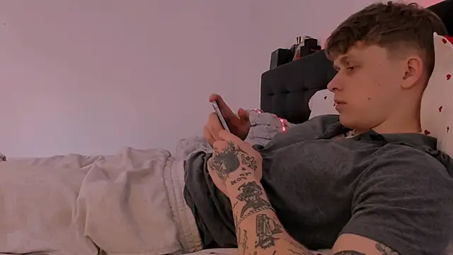 TalkingHead 0  online show from 03-14-26, 09:48