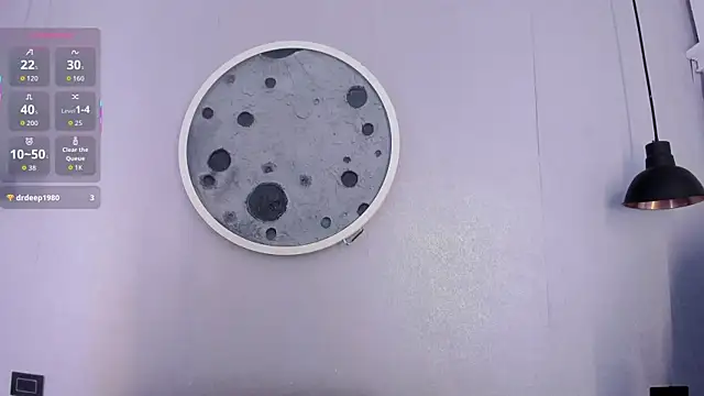 Snapshot of Roxy_Medina chatting on 09-14-25, 03:49 Roxy Medina online show from 09-14-25, 03:49