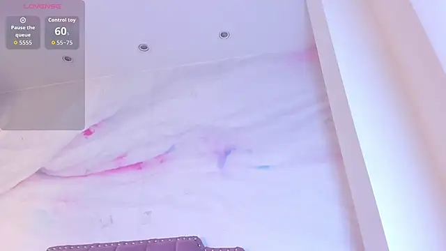 Roxy Medina online show from 05-22-26, 03:57