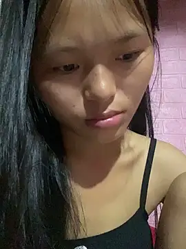 milo bae online show from 10-10-25, 10:53