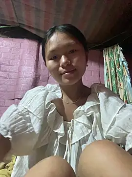 Snapshot of milo_bae chatting on 03-20-26, 11:53 milo bae online show from 03-20-26, 11:53