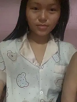 Snapshot of milo_bae chatting on 04-20-26, 10:55 milo bae online show from 04-20-26, 10:55