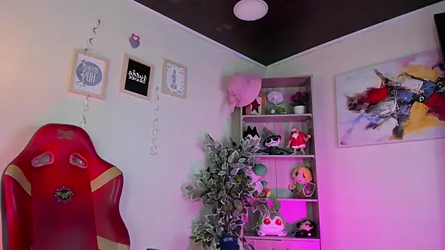 Lana Dreams  online show from 09-12-25, 01:33