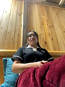 Snapshot of phungtiti chatting on 11-28-25, 01:08 phungtiti online show from 11-28-25, 01:08