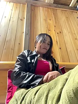 phungtiti online show from 12-17-25, 04:29