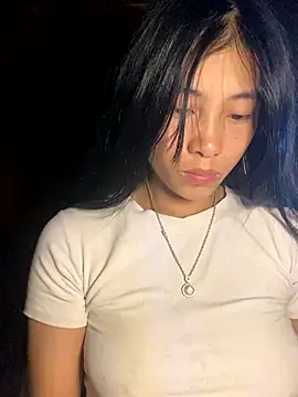 EmLy02 online show from 11-07-25, 11:21