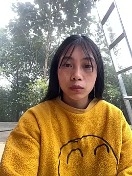 EmLy02 online show from 03-05-26, 03:02