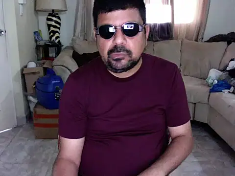 Snapshot of Diabloproducciones chatting on 09-22-25, 07:16 Diabloproducciones online show from 09-22-25, 07:16