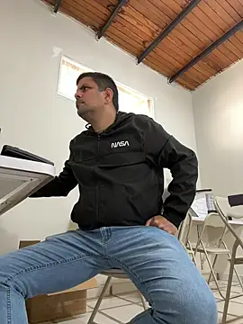 Diabloproducciones online show from 04-22-26, 01:34