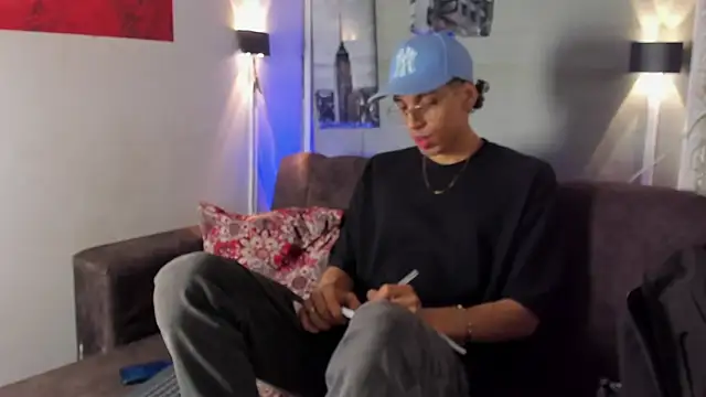 Snapshot of nicolai_drake chatting on 11-06-25, 03:51 nicolai drake online show from 11-06-25, 03:51