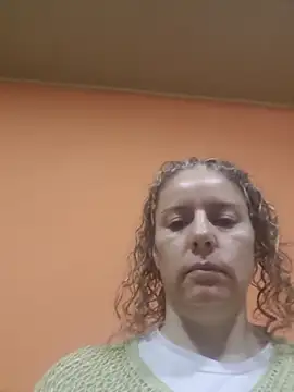 Nina vallon online show from 11-19-25, 10:59