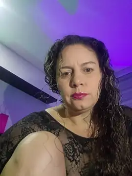 Nina vallon online show from 07-21-26, 10:39