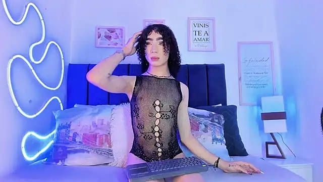 Snapshot of Ballesteros_ chatting on 11-01-25, 09:22 Ballesteros online show from 11-01-25, 09:22