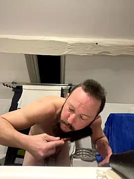 Snapshot of AZOPMOB18999 chatting on 12-18-25, 07:09 AZOPMOB18999 online show from 12-18-25, 07:09