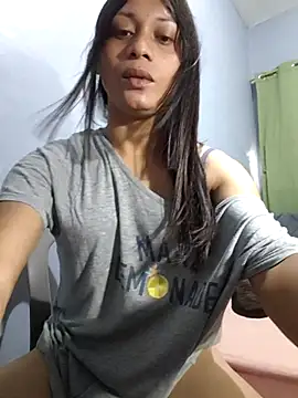 Snapshot of missruffa chatting on 05-05-26, 01:57 missruffa online show from 05-05-26, 01:57