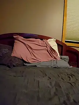 Dillybar41 online show from 10-13-25, 03:28