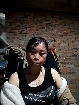   Ngoc20   online show from 12-01-25, 05:56