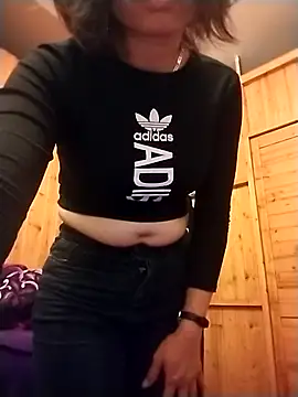 Snapshot of __Ngoc20__ chatting on 02-20-26, 05:24 Ngoc20 online show from 02-20-26, 05:24