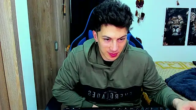 javiersexymann online show from 12-14-24, 03:51