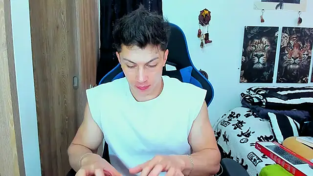 javiersexymann online show from 02-14-25, 05:03