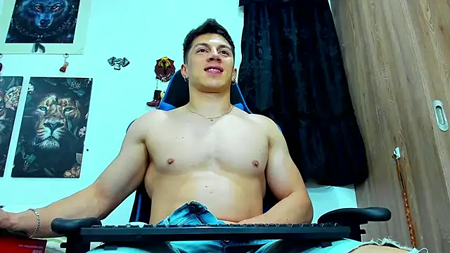 javiersexymann online show from 03-18-25, 05:41