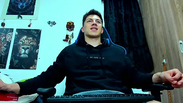 javiersexymann online show from 03-18-25, 11:42