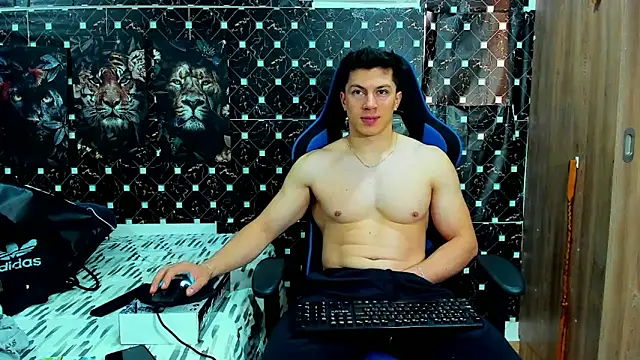 Snapshot of javiersexymann chatting on 05-07-26, 09:53 javiersexymann online show from 05-07-26, 09:53