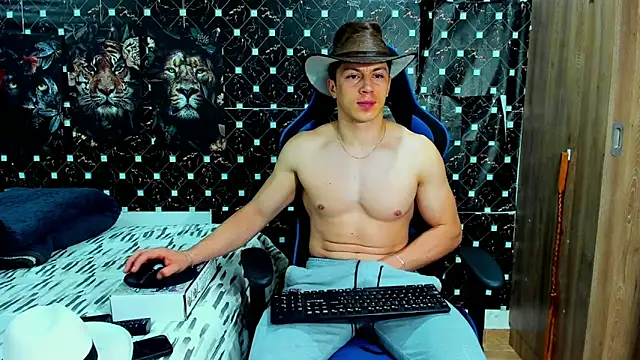 Snapshot of javiersexymann chatting on 05-18-26, 04:18 javiersexymann online show from 05-18-26, 04:18