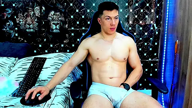 Snapshot of javiersexymann chatting on 07-20-26, 04:31 javiersexymann online show from 07-20-26, 04:31