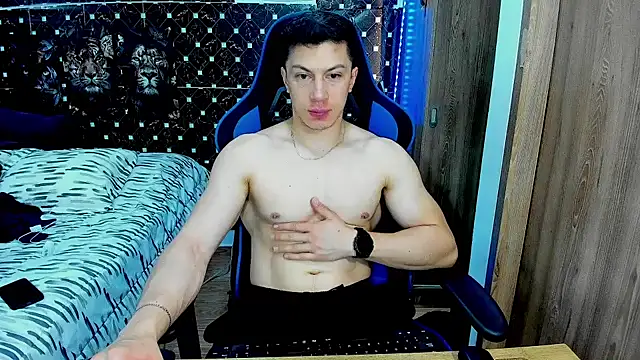 Snapshot of javiersexymann chatting on 07-28-26, 07:26 javiersexymann online show from 07-28-26, 07:26