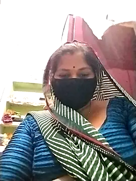 Rajnee33A online show from 04-19-26, 06:10