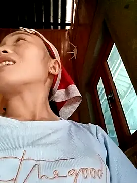 lucybaby00 online show from 10-05-25, 05:06