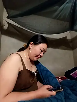 Snapshot of phunphun chatting on 11-05-25, 01:38 phunphun online show from 11-05-25, 01:38