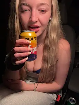 emilypeperoni online show from 04-19-26, 09:17