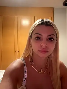 NoeliaGarcia17 online show from 09-19-25, 02:24