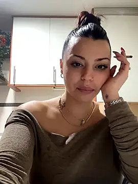NoeliaGarcia17 online show from 01-16-26, 11:42