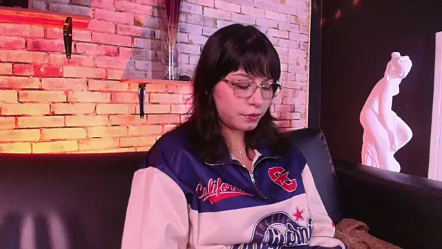 kitty malach online show from 03-22-26, 03:21