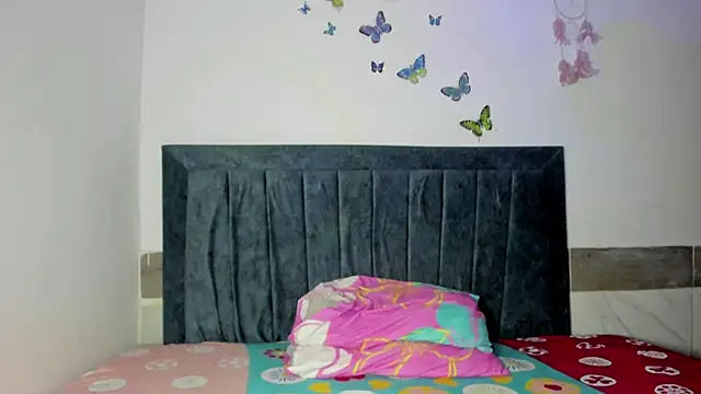 emmie bunny online show from 04-06-26, 01:58