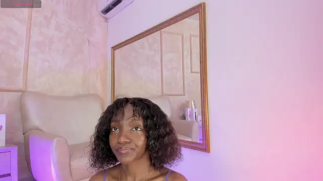 Keirahartz online show from 11-23-25, 04:56