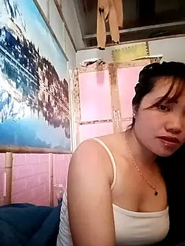 Snapshot of adbosa_00 chatting on 10-28-25, 03:10 adbosa 00 online show from 10-28-25, 03:10