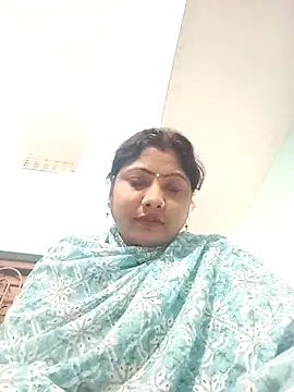 Snapshot of Apkisona8 chatting on 10-14-25, 10:05 Apkisona8 online show from 10-14-25, 10:05