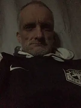 Snapshot of pepis117 chatting on 02-17-26, 01:24 pepis117 online show from 02-17-26, 01:24