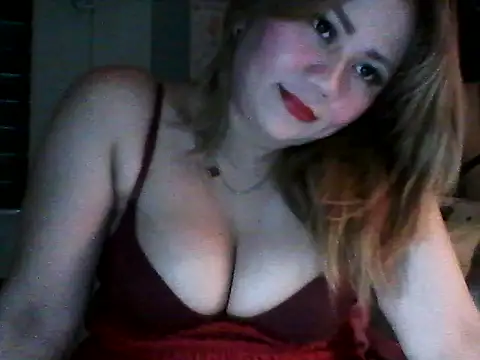 Snapshot of Miss_Heart chatting on 09-17-25, 10:00 Miss Heart online show from 09-17-25, 10:00