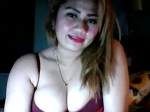 Snapshot of Miss_Heart chatting on 10-09-25, 01:09 Miss Heart online show from 10-09-25, 01:09