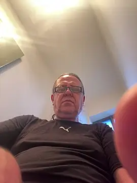 MaxFapper123 online show from 06-04-26, 11:44