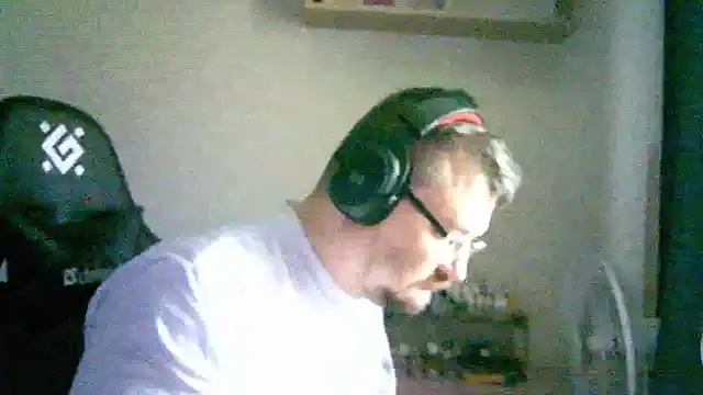 SirAbuser online show from 09-17-25, 05:53