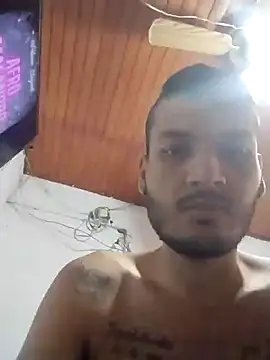 Snapshot of JuceAn14 chatting on 10-08-25, 03:42 JuceAn14 online show from 10-08-25, 03:42