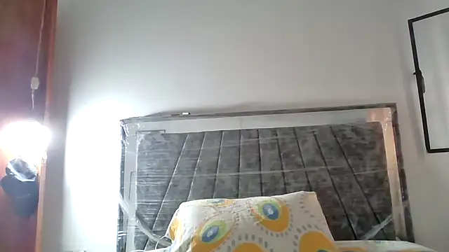 Snapshot of JuceAn14 chatting on 03-29-26, 05:46 JuceAn14 online show from 03-29-26, 05:46